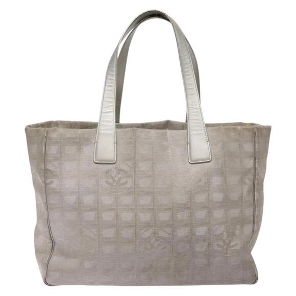 CHANEL New Travel Line Tote Bag Nylon Gray CC Auth bs28663 - Picture 2 of 16